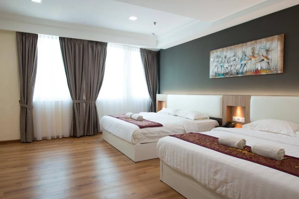 Crystal Family Suite